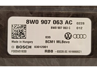   Pojistková skříňka 8W0907063AC   Audi A5 8T 8F 2011