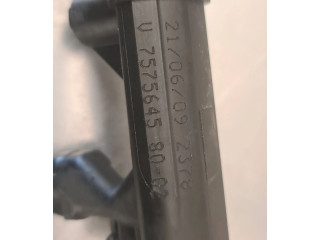 Топливная рампа 7575645, 06092378   Peugeot 207 CC   для двигателя 5f01