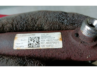 Топливная рампа 8200704217, 8200704212   Nissan Juke I F15  
