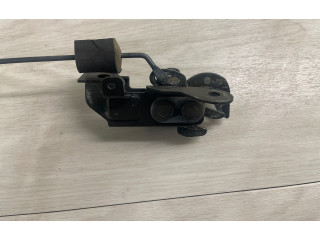 Замок багажника 90592VB001    Nissan Patrol Y61 1997 - 2009 года