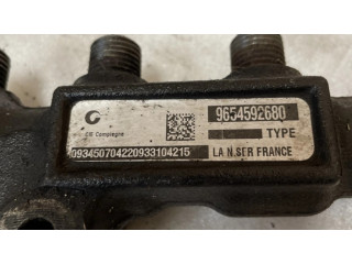 Топливная рампа 9654592680, 09333104215   Ford Fiesta 1.2 