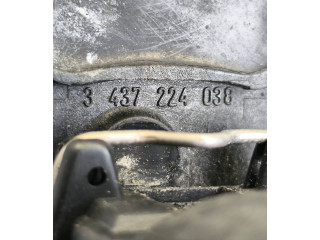 Топливная рампа 0438121087, 0986438235   Audi 80 90 B3   для двигателя AAD