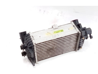 Интеркулер  2827007300   KIA Stonic 