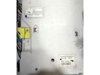 Блок предохранителей 8273030282, 701080077   Lexus GS 300 350 430 450H    