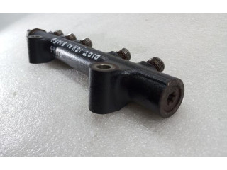 Vstřikovací lišta 9684753080, 0908270308   Peugeot 3008 I    9HR (DV6C) 