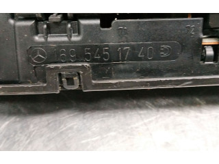   Pojistková skříňka 1695451740   Mercedes-Benz  W169 2004