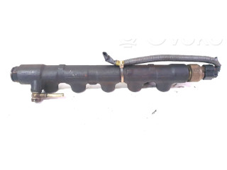 Vstřikovací lišta 89458-12020   Toyota Corolla E120 E130    1CD-FTV 