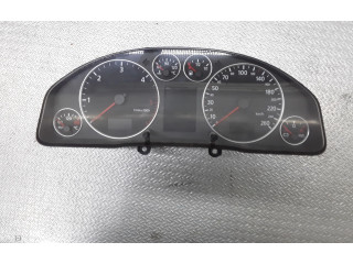Přístrojová deska  Audi A6 S6 C5 4B 2002 88311285  