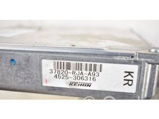 Блок управления двигателем Блок управления 37820-RJA-A93   Honda Legend