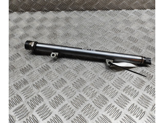 Vstřikovací lišta 30777759, 0445215025   Volvo V60    D 5204 T2 