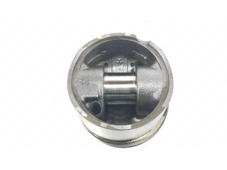 Píst 11252246629   BMW 5 E39  pro naftový motor 2.5  