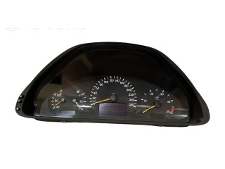 Přístrojová deska  Mercedes-Benz E W210 2003 A2105402811, 110080063002  