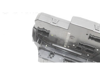 Блок предохранителей  A2049060105   Mercedes-Benz C W204    