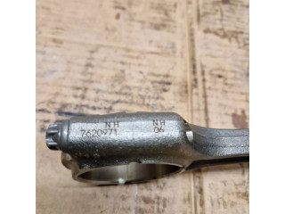  Поршень с шатуном B48D20B 7620971  BMW 4 F36 Gran coupe для бензинового двигателя 2.0