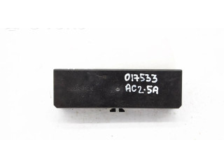   Pojistková skříňka a0005400172   Mercedes-Benz E W210 1996
