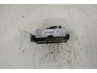 Дисплей    00521491170   Jeep Compass