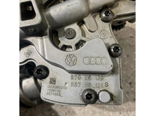 Масляный насос  CDSB 057115105S, 079115103  Audi A8 S8 D4 4H 4.2