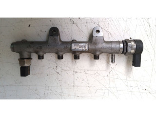 Топливная рампа 04B130093   Seat Ibiza IV (6J,6P)  