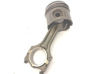 Píst    BMW 3 E46  pro naftový motor 2.0 m47 
