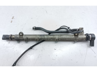 Vstřikovací lišta A6110700395   Mercedes-Benz C W203     