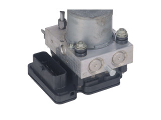 Jednotka ABS 1044745-00-B   Tesla Model Y 2022