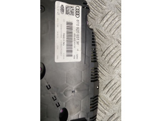 Přístrojová deska  Audi A5 8T 8F 2008 8T0920931M  