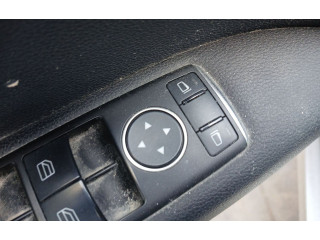 Zpětné zrcátko  Mercedes-Benz E A207 2011  A2078100300, NOABATIBLE  