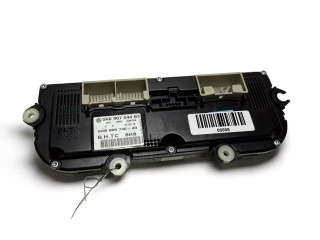 Блок управления климат-контролем 5K0907044, 5HB009746   Volkswagen Golf SportWagen