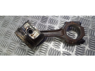 Píst    Alfa Romeo 156  pro benzínový motor 1.8  