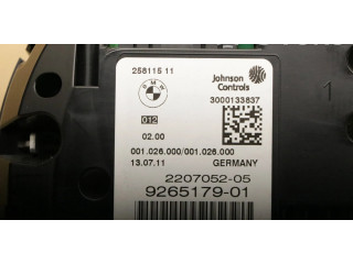 Přístrojová deska  BMW 5 F10 F11 2011 9265179, 2207052  