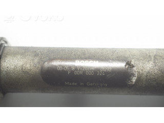 Vstřikovací lišta F00R000224   BMW 7 E38  pro naftový motor 3.9 E38 740d M67 D39 (398D1) 3,9 L 1 