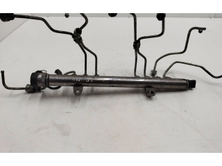Vstřikovací lišta 30777759, 0445215025   Volvo V60     
