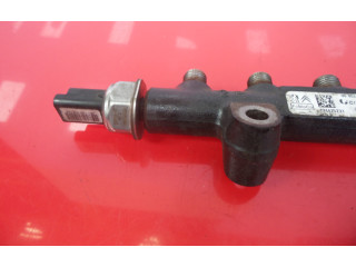Vstřikovací lišta 968529758002, 28497Z01   Volvo V40     