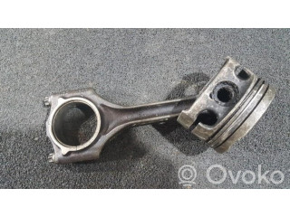 Píst 1432800   BMW 5 E39  pro benzínový motor 2.5  