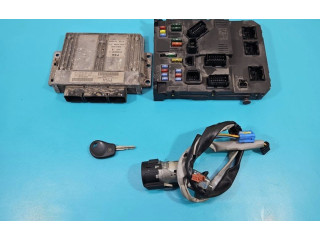 Pojistková skříňka Блок управления двигателем ECU 9650825580, IMPRK1368956   Citroen Berlingo 2004