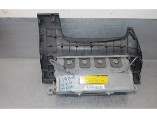 Подушка безопасности водителя 7390012030B0   Toyota Corolla E140 E150