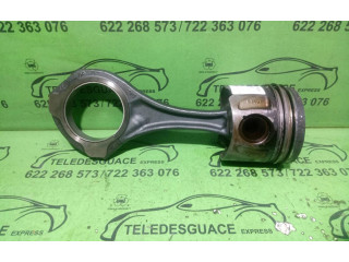  Поршень  8340F  Mercedes-Benz ML W164  