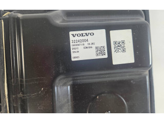 Řídící jednotka 32242004, D5E1C   Volvo V60 2018