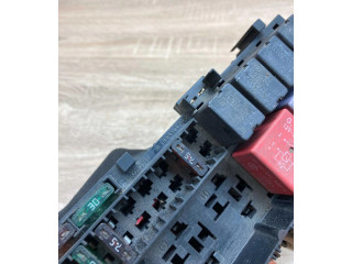 Блок предохранителей 7703497782B, 7703297988   Renault Megane I    