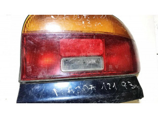 Задний фонарь правый сзади     Mazda 121   1992-1995 года