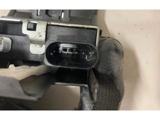 Замок багажника M50603    Seat Altea 2004 - 2015 года