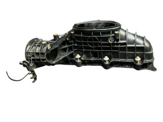 Поршень Всасывающий коллектор  A6510900037  Mercedes-Benz C W204  