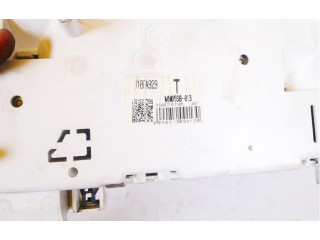 Přístrojová deska  Mitsubishi Colt 2004 8100A929, 8100A929  