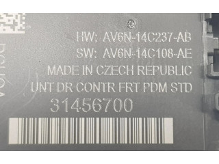 Блок управления 31456700, 31456700   Volvo V40 Cross country