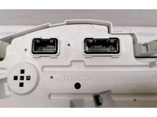 Панель приборов 769166-590, 83800-74122   Toyota iQ       