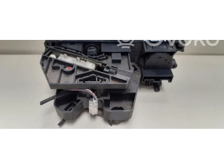 Pojistková skříňka Спидометр (приборный щиток) 7040030720   Nissan Micra 