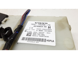   Pojistková skříňka 7G9T14C256FA, 30765624   Volvo XC70 2009