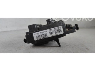   Pojistková skříňka 9661682580   Peugeot 407 2004