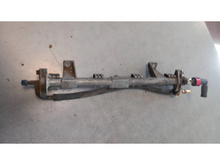 Vstřikovací lišta 8F9H487, 0820658   Ford Mondeo MK II  pro benzínový motor 2.0  