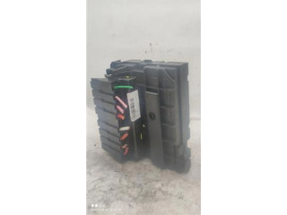   Pojistková skříňka 9807028580, 9807028580   Peugeot 5008 2015